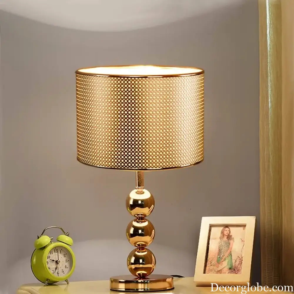 Élise Modern Fashion Alloy Acrylic Bedside Table Lamp E27 Desk Light