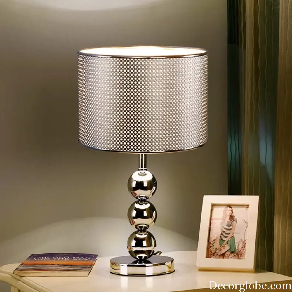 Élise Modern Fashion Alloy Acrylic Bedside Table Lamp E27 Desk Light