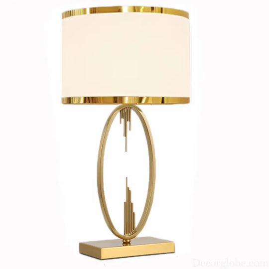 Light Luxury Table Lamp Post-modern Creative American Style Household Simple Living Room Model Room Decorative Lamp