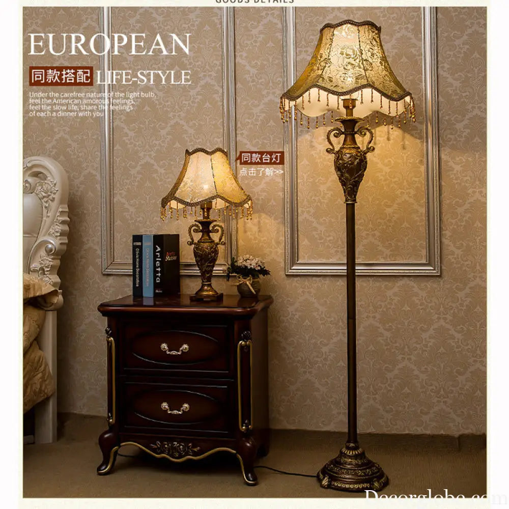 European Style Retro Table Lamp Bedroom Wedding Wedding American Style Fabric Table Lamp Wedding Room Living Room