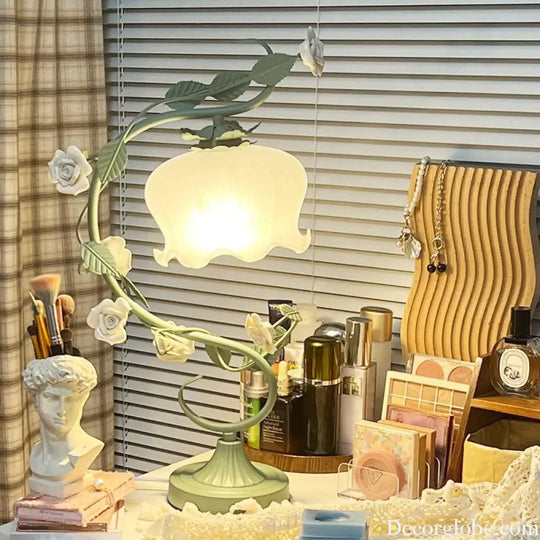 Flower Table Lamp American Pastoral Style Warm Romantic Bedroom Bedside Lamp led Internet Celebrity ins Style Gift