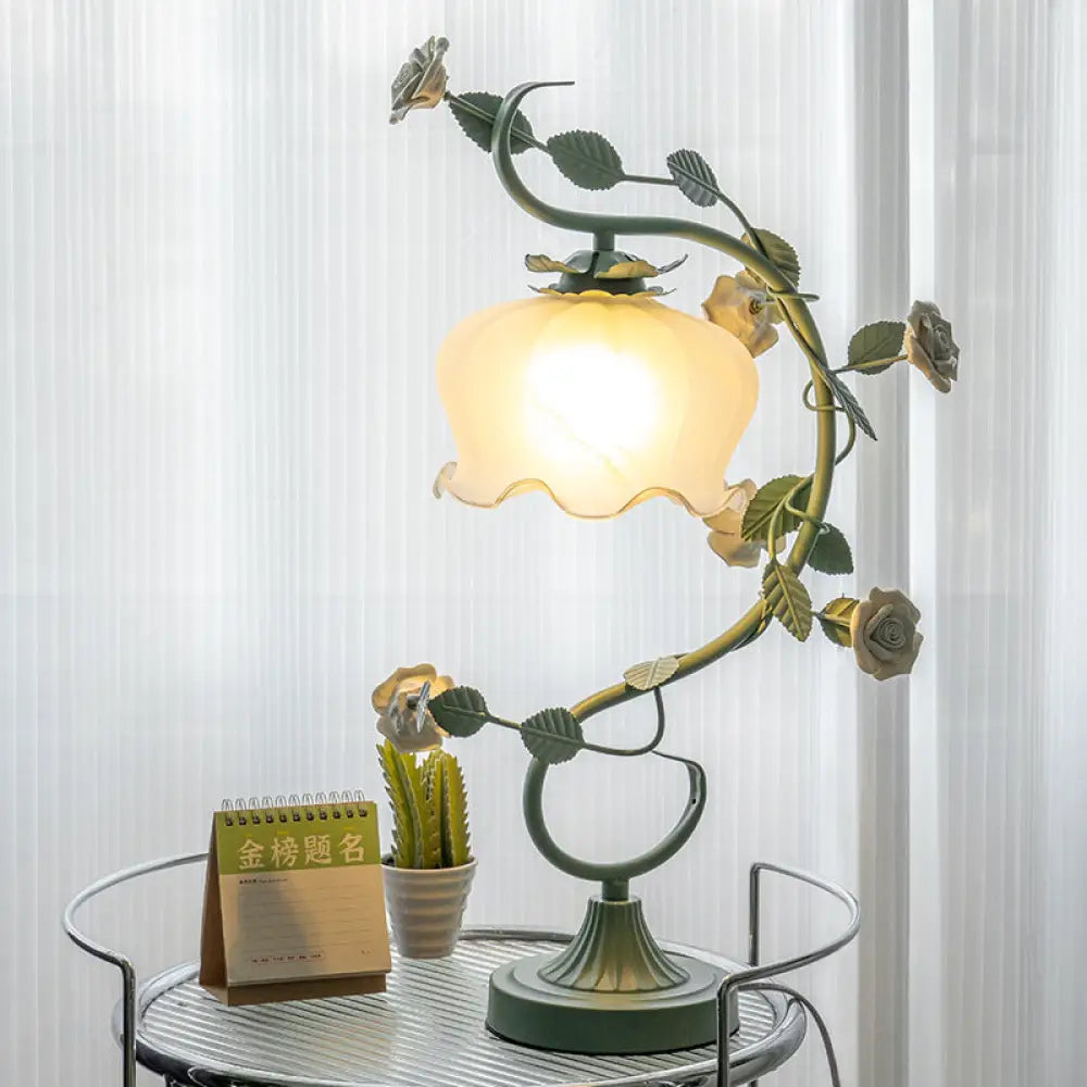 Flower Table Lamp American Pastoral Style Warm Romantic Bedroom Bedside Lamp led Internet Celebrity ins Style Gift