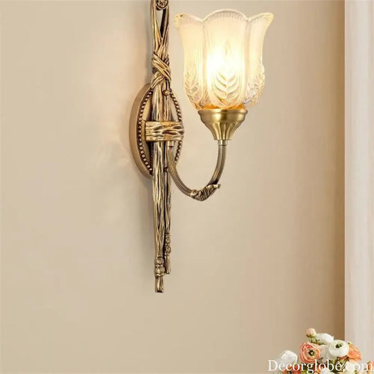 French Retro Wall Lamp European American Style Luxury Bedside Light for Living Room Bedroom Background Wall