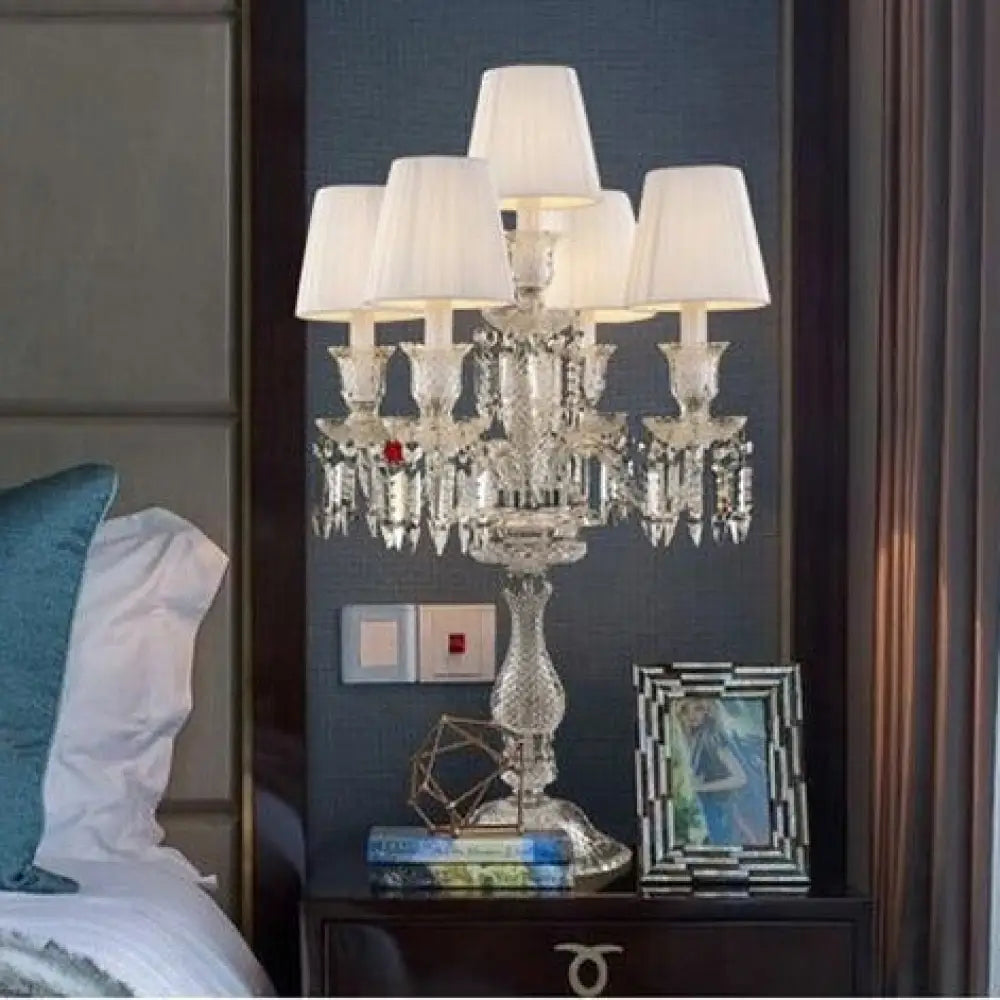 European-style living room crystal table lamp simple modern creative home wedding room bedside bedroom table lamp