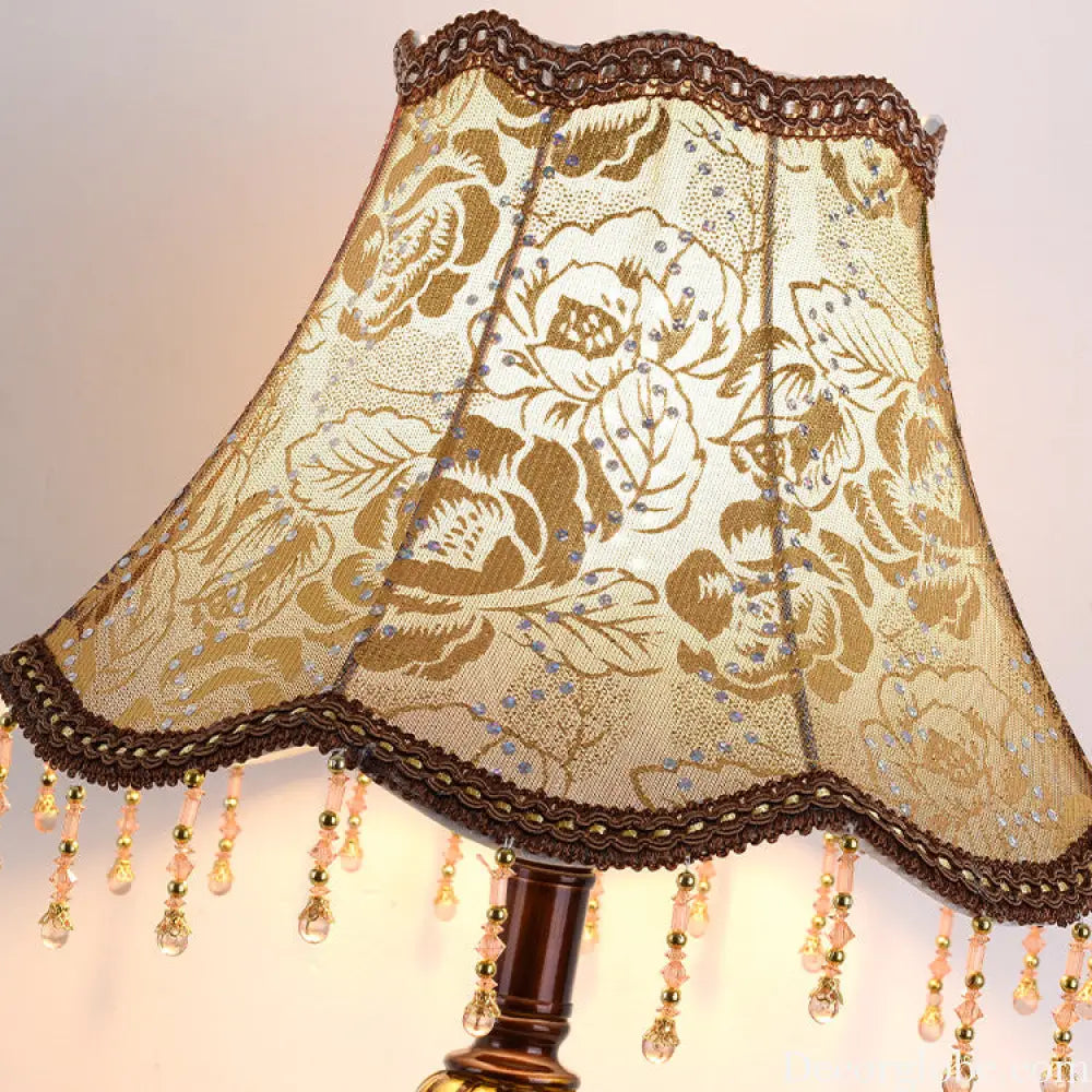European Style Table Lamp Bedroom Bedside Lamp Optional Dimmable Home Retro Warm Light Simple Modern Creative Plug-in