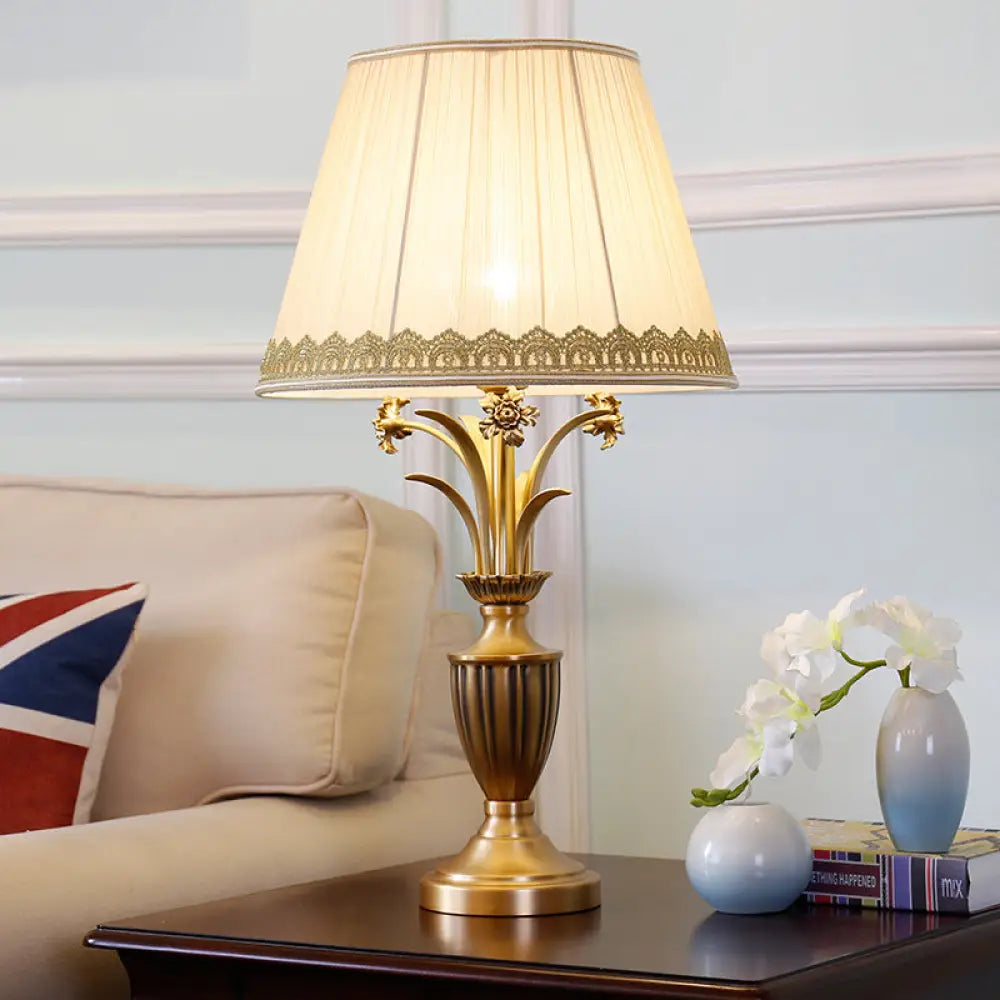 All-copper American table lamp modern living room bedroom bedside table lamp hotel decoration Jade lamp cross-border