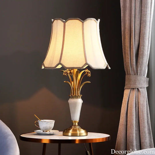 All-copper American table lamp modern living room bedroom bedside table lamp hotel decoration Jade lamp cross-border
