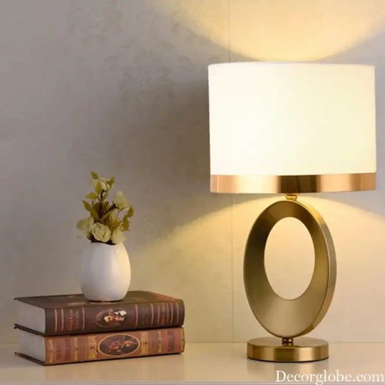 Élise European Metal Fabric Bedside Table Lamp E27 Modern Light
