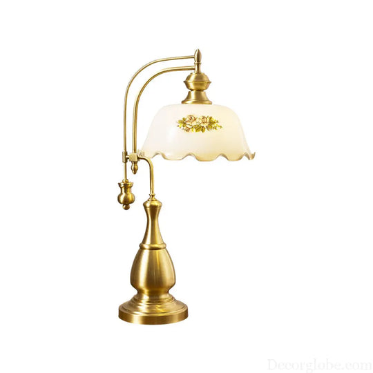 Pastoral Retro Table Lamp Bedroom Creative Bedside Lamp Living Room White Nostalgic Hand-Painted Solid Wood Wedding